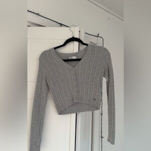 Cropped Ribbed Button-Up Cardigan in Light Gray